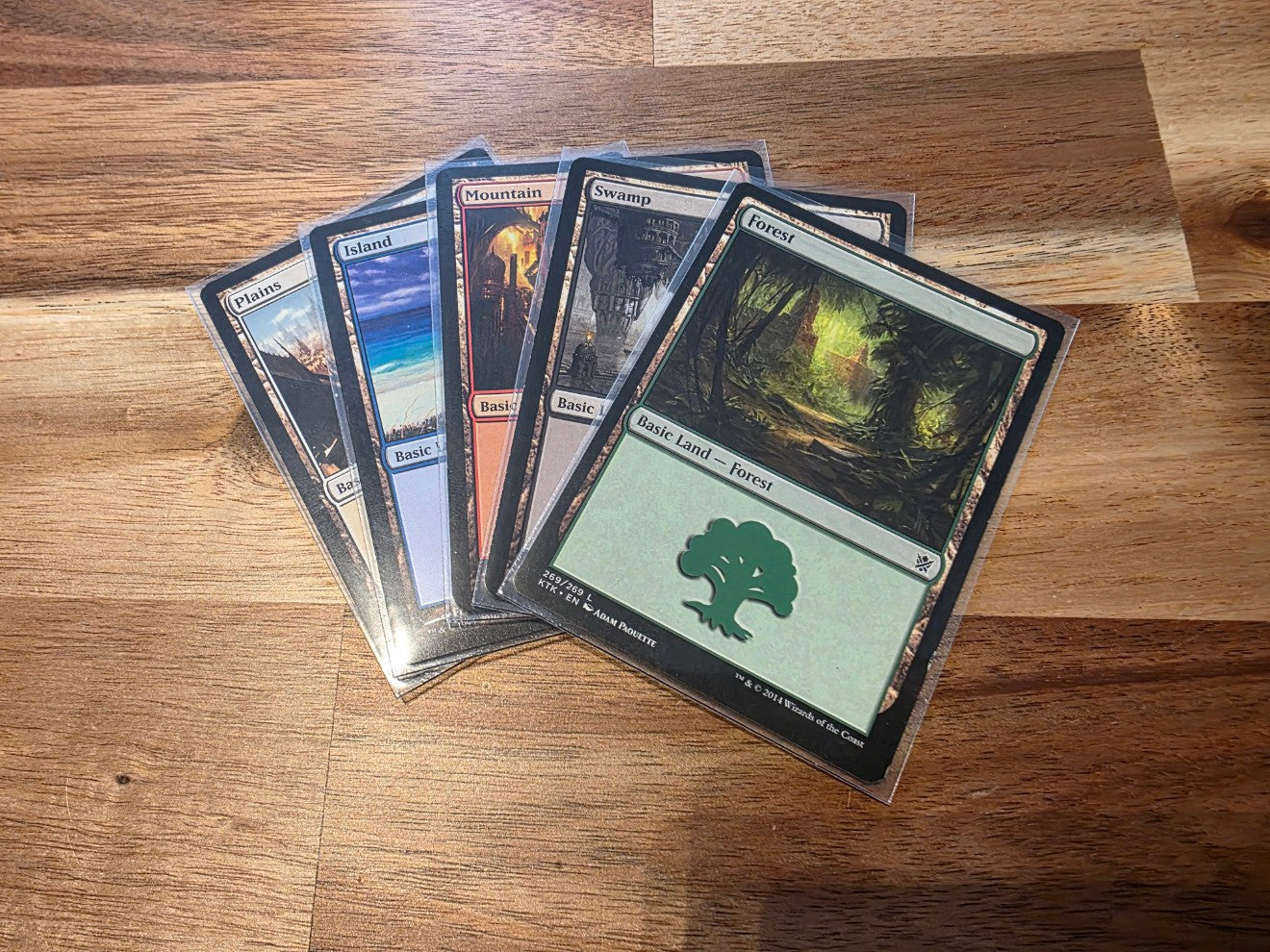 Budget Deck Sleeves (105 count)